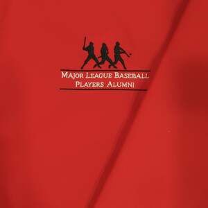 MLB Major League Baseball Players Alumni Association pull over wind breaker.